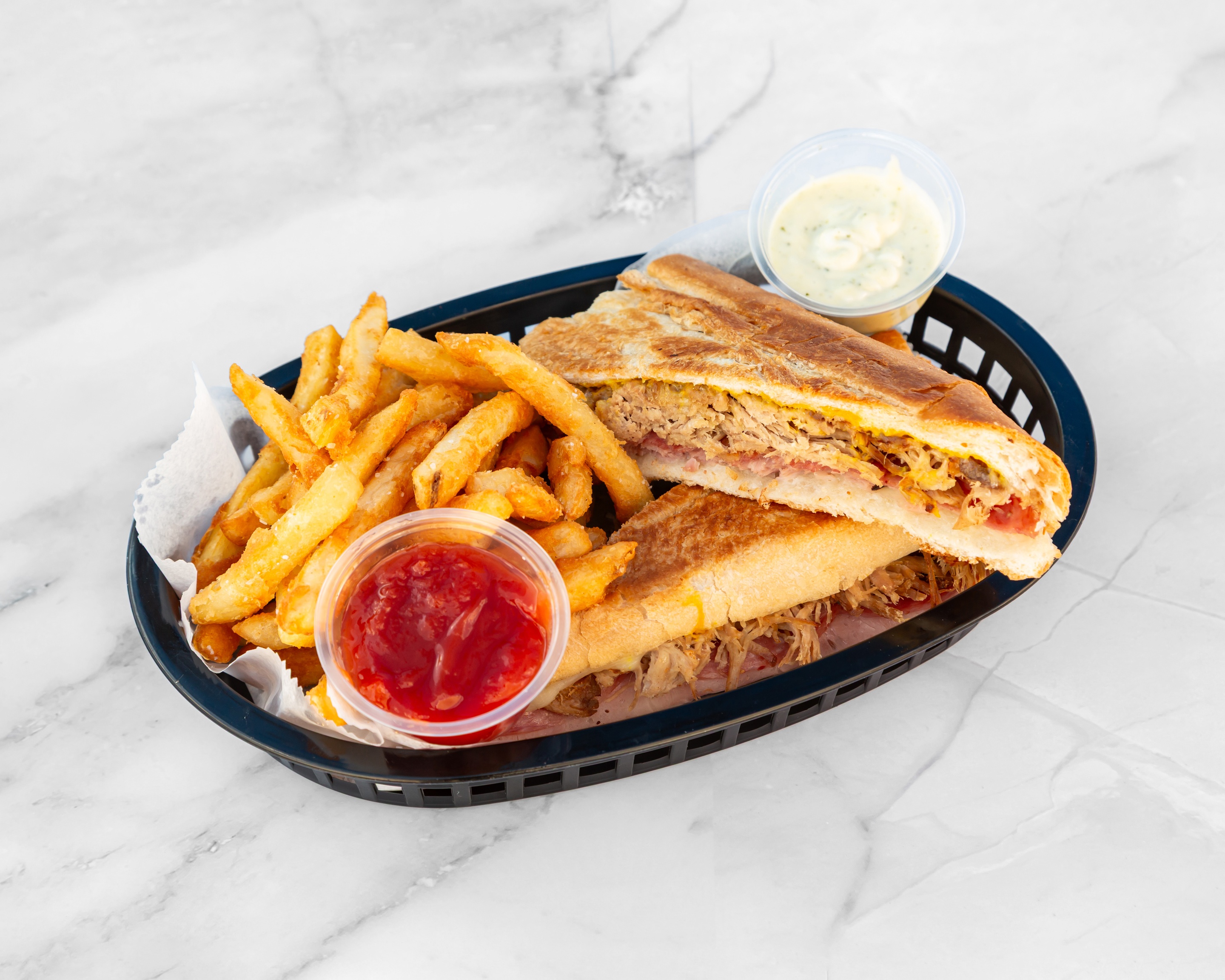 Cuban sandwich de Mejunje preparado para compartir